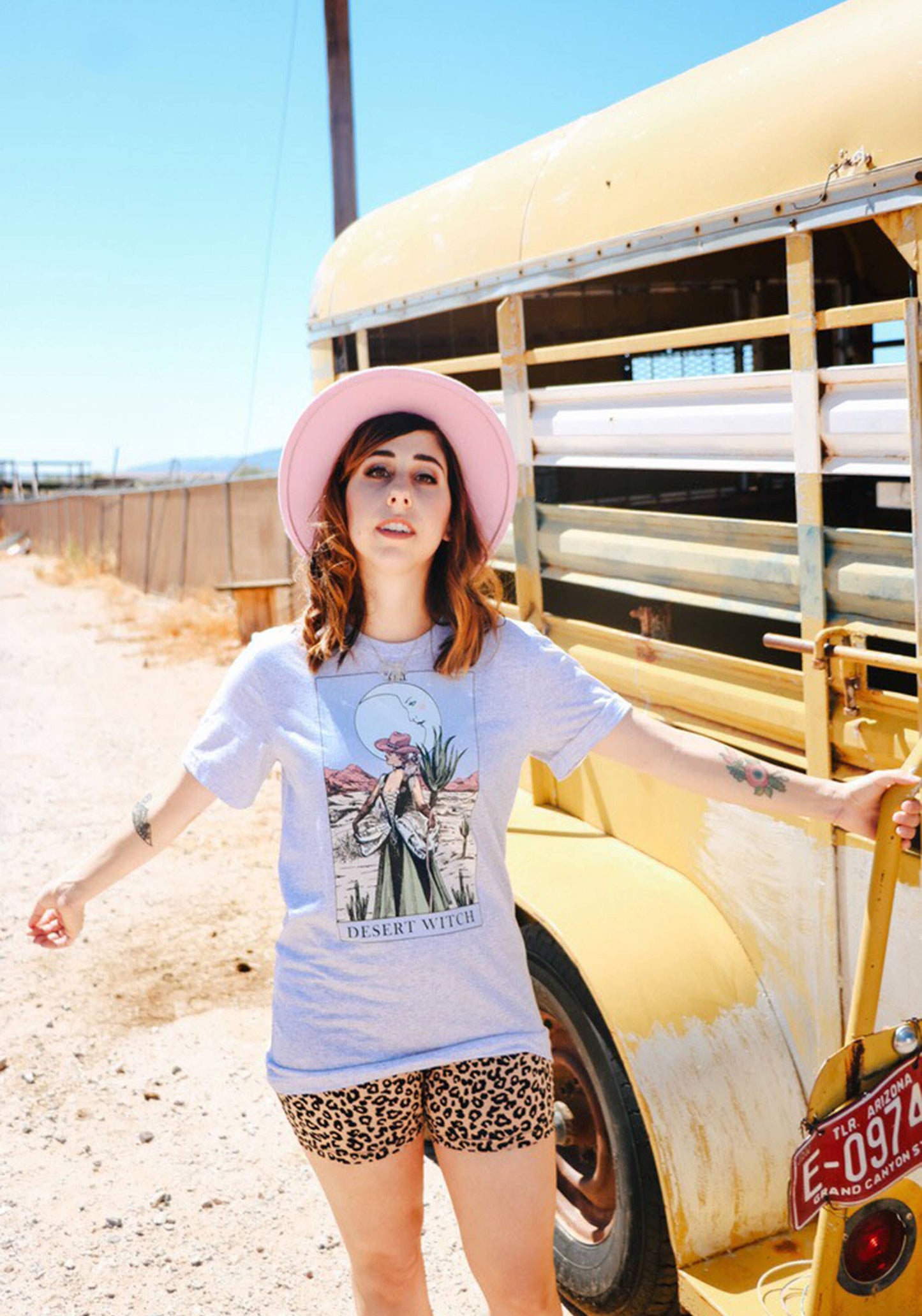 Desert Witch Tarot Tee: X-Large