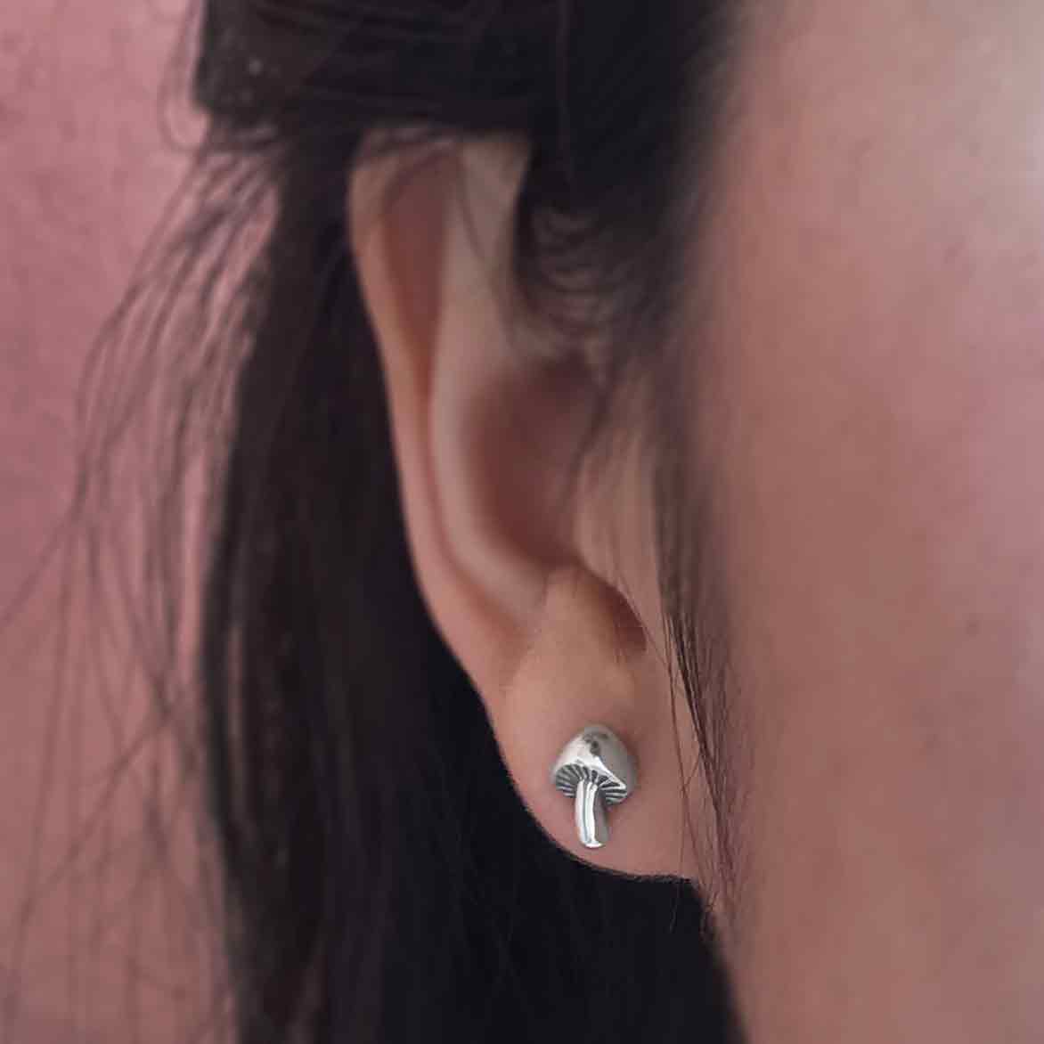 Mushroom Post Earrings 8x6mm: Bronze