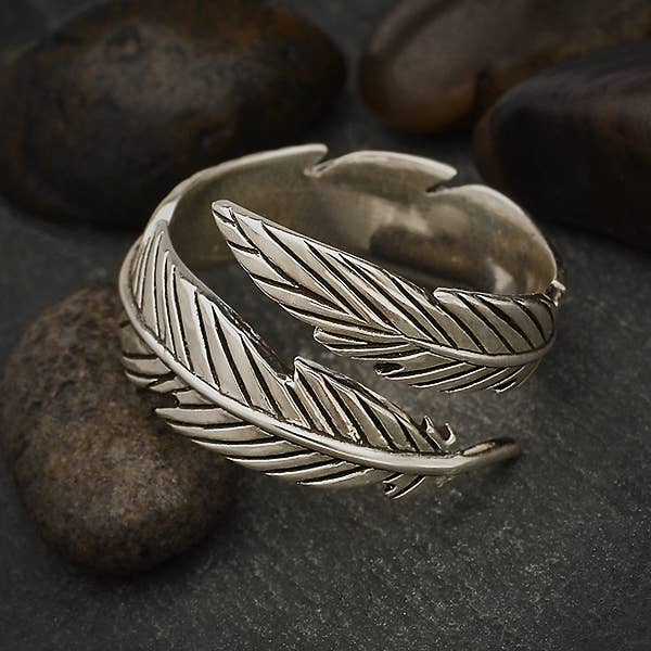 Adjustable Feather Ring: Bronze