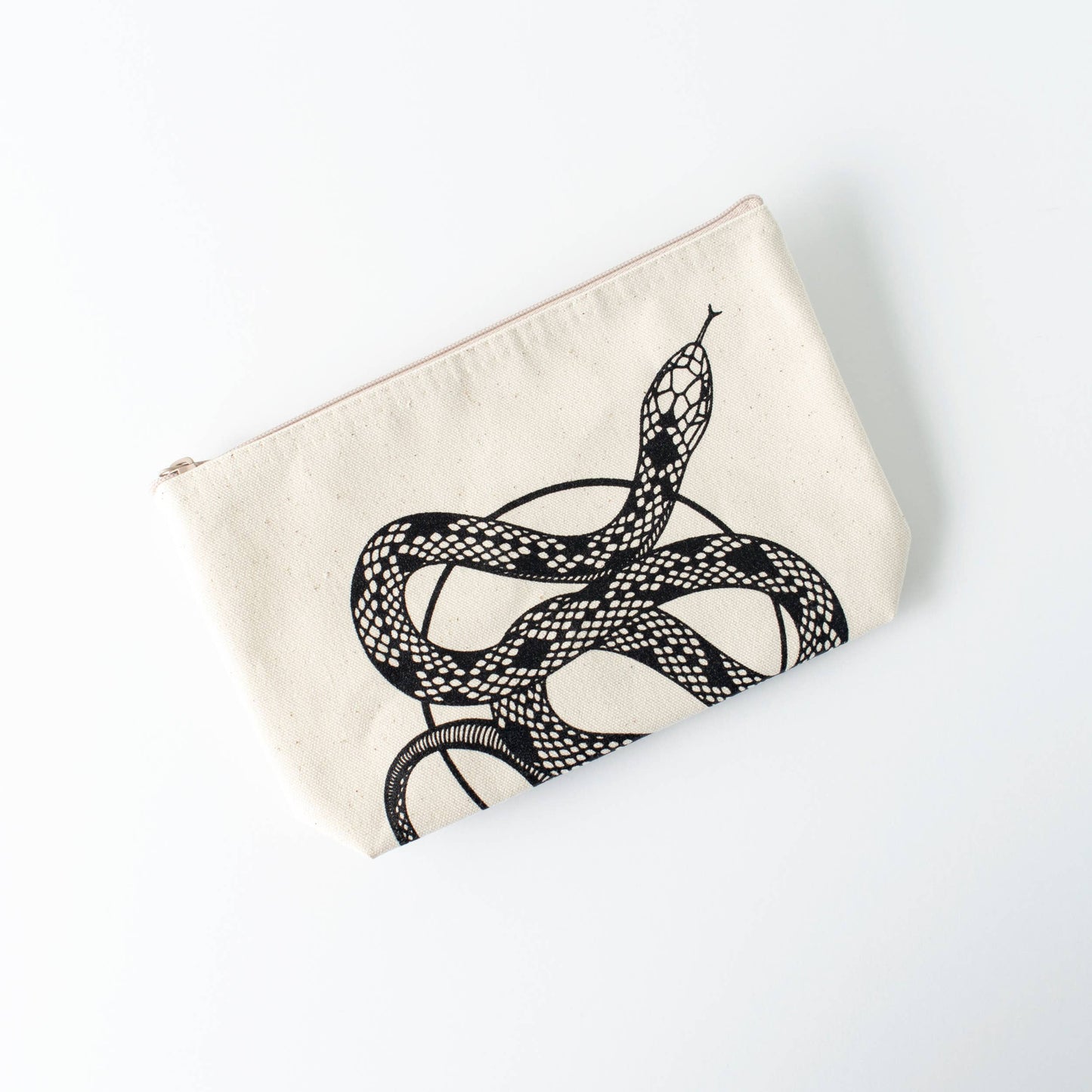 Snake pouch